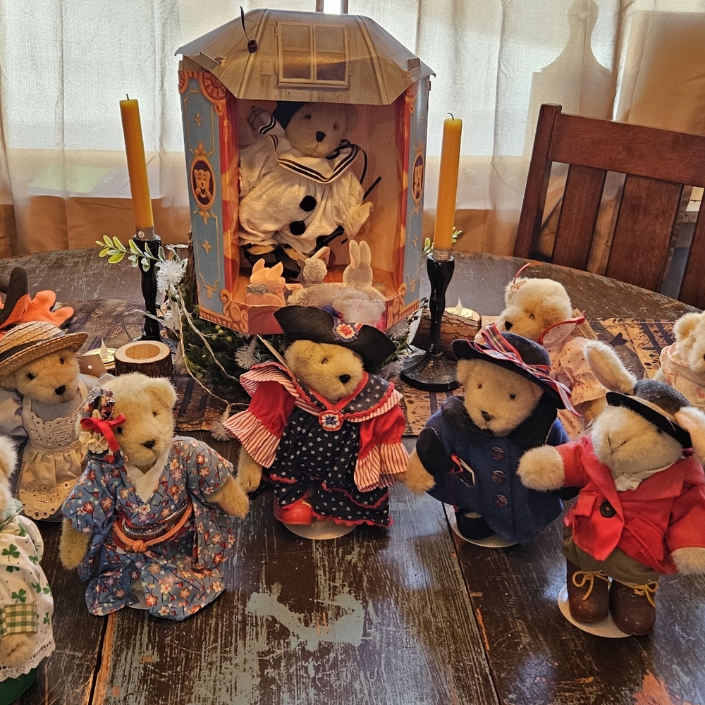 Muffy Vanderbear's